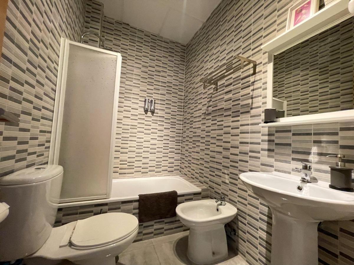 Quiet Apartment In The Heart Of Malaga Pool & Free Parking Málaga Exterior foto